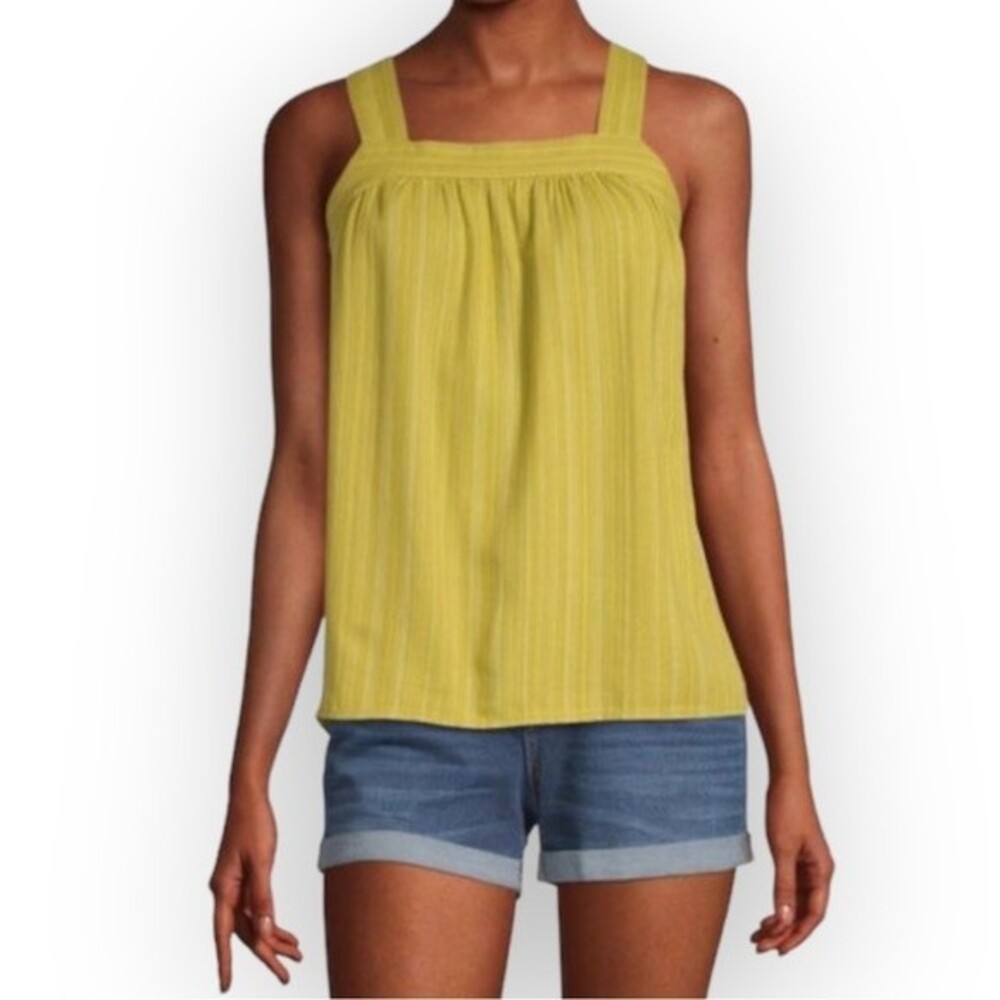 A.N.A A New Approach Women’s Square Neck Sleeveless Tank Top